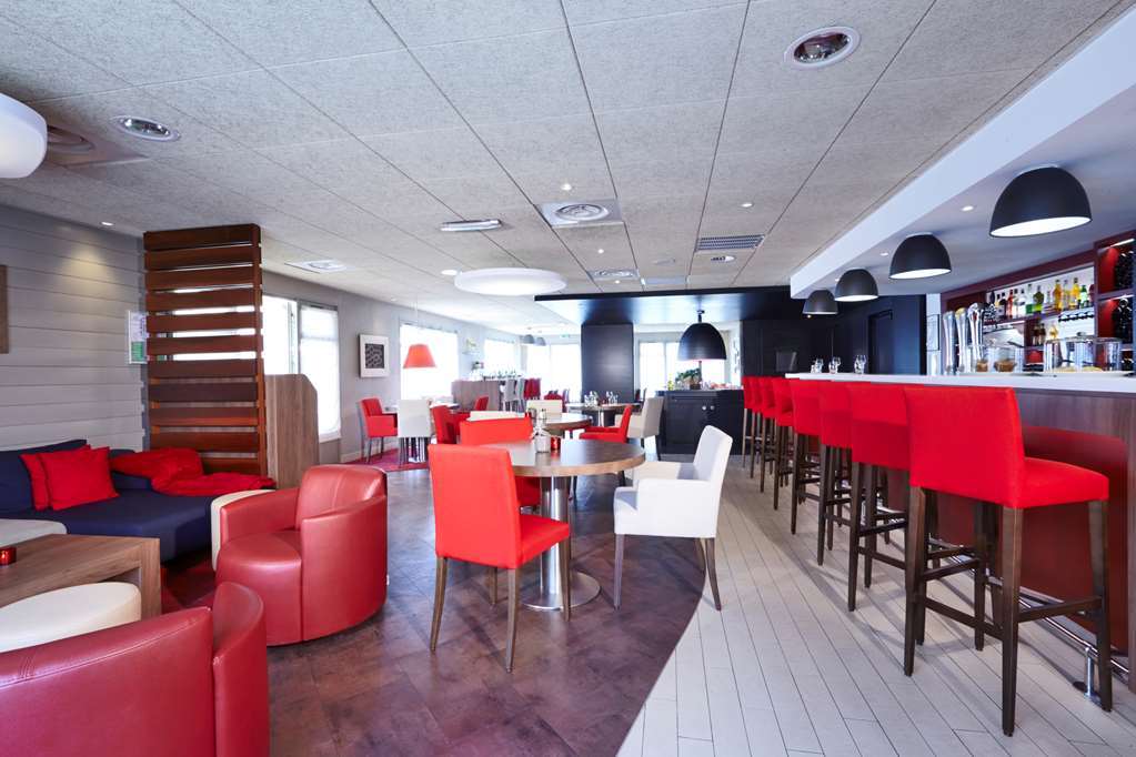 康铂塞文阿莱斯中心酒店 餐厅 照片